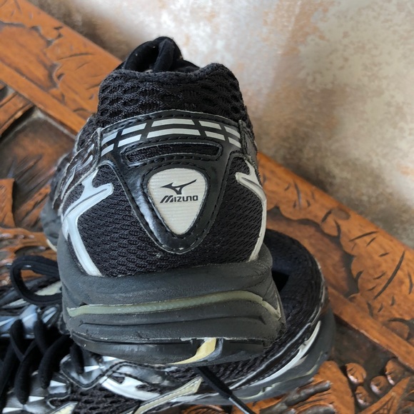 MIZUNO WAVE NEXUS RUNNING SHOES - Picture 3 of 5